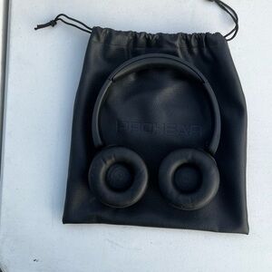 Sony Pro Black Wireless Headphones
